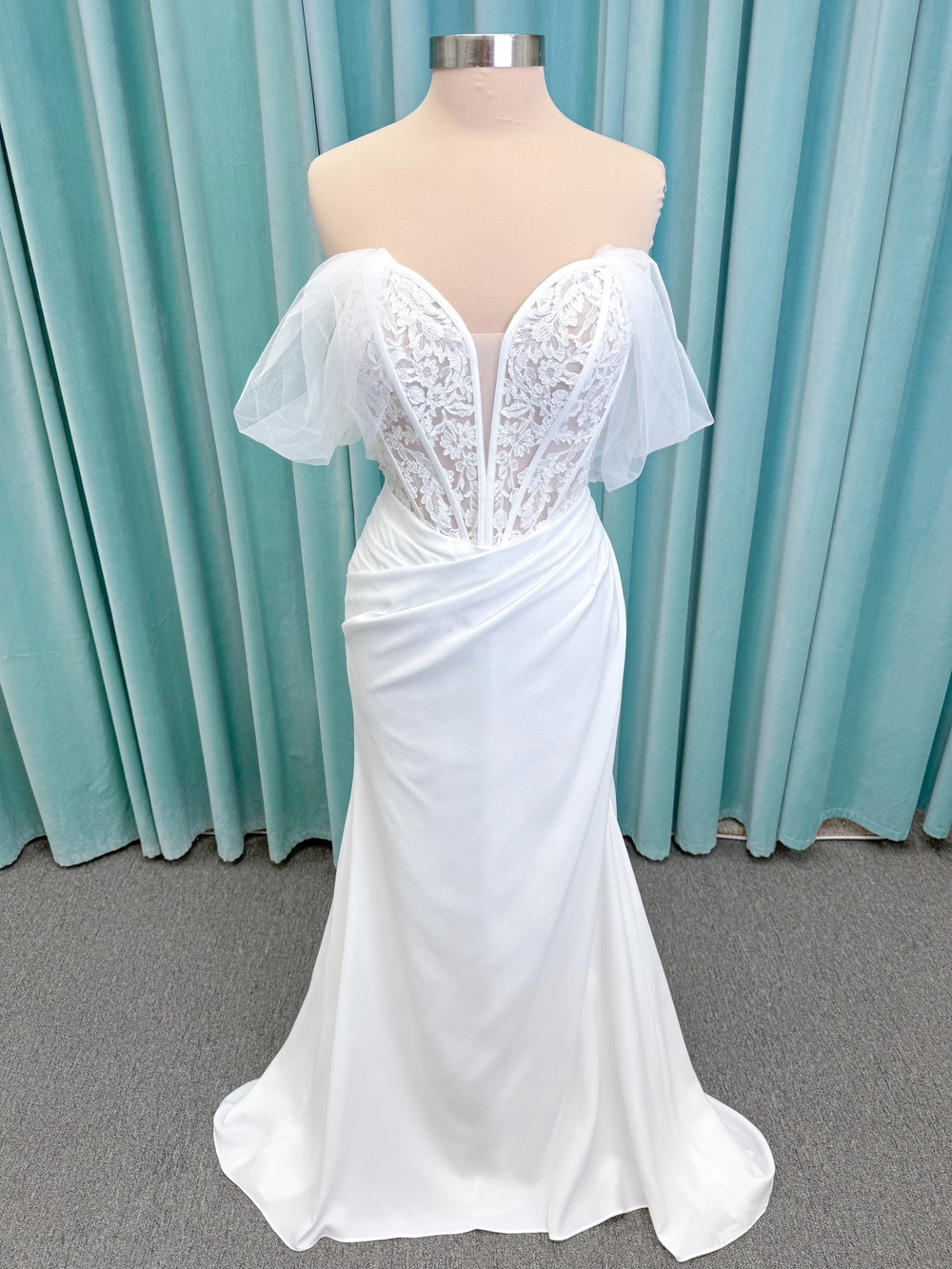 Morilee Style 1050008 Plie Fit and Flare with Fluid Draping Wedding Dress Sz 12